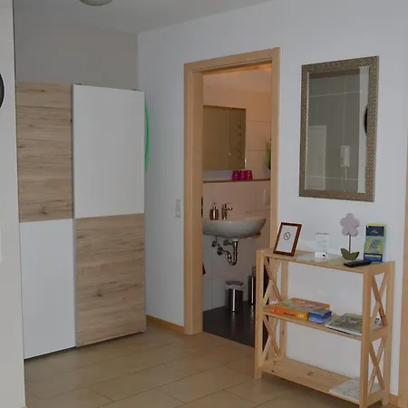 Am Brunnen - Naehe Europapark, W-lan, Klimaanlage Rheinhausen