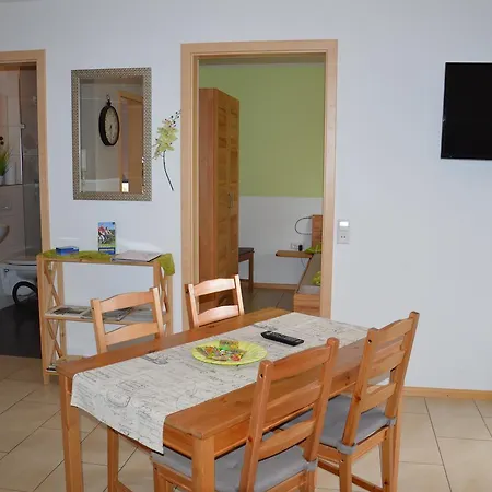 Am Brunnen - Naehe Europapark, W-lan, Klimaanlage Rheinhausen